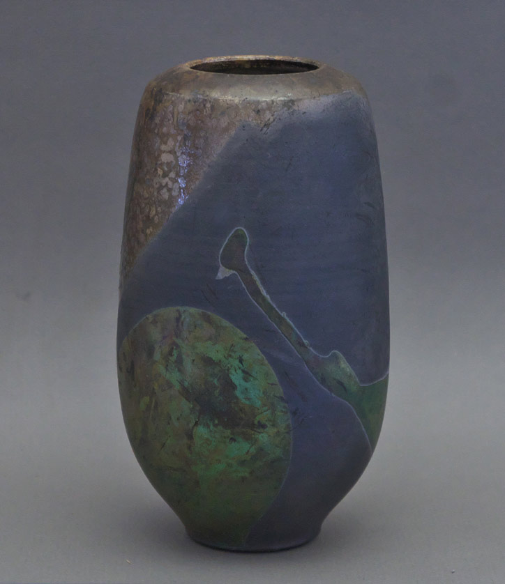 Canadian Pottery - Gordon Hutchens vase, raku, ht. 7″ - British Columbia