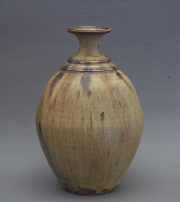 Canadian Pottery - Peter Powning vase, 1973 ht. 9″ - New Brunswick