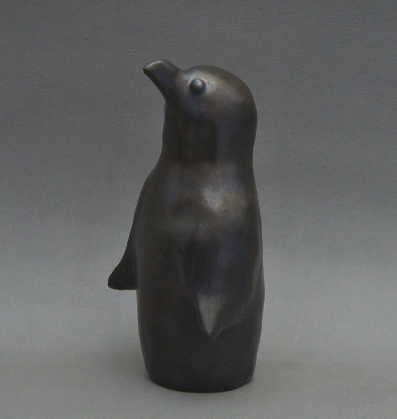 Tommy Kakinuma 7″ Pottery Penguin figure